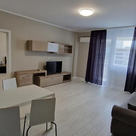Vamada On The Mamaia Nord Apartment *